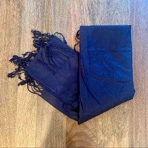 NWOT Navy Blue Pashmina